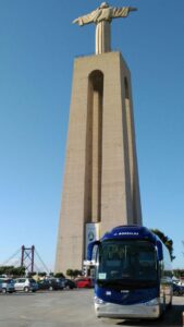 bus en monumento